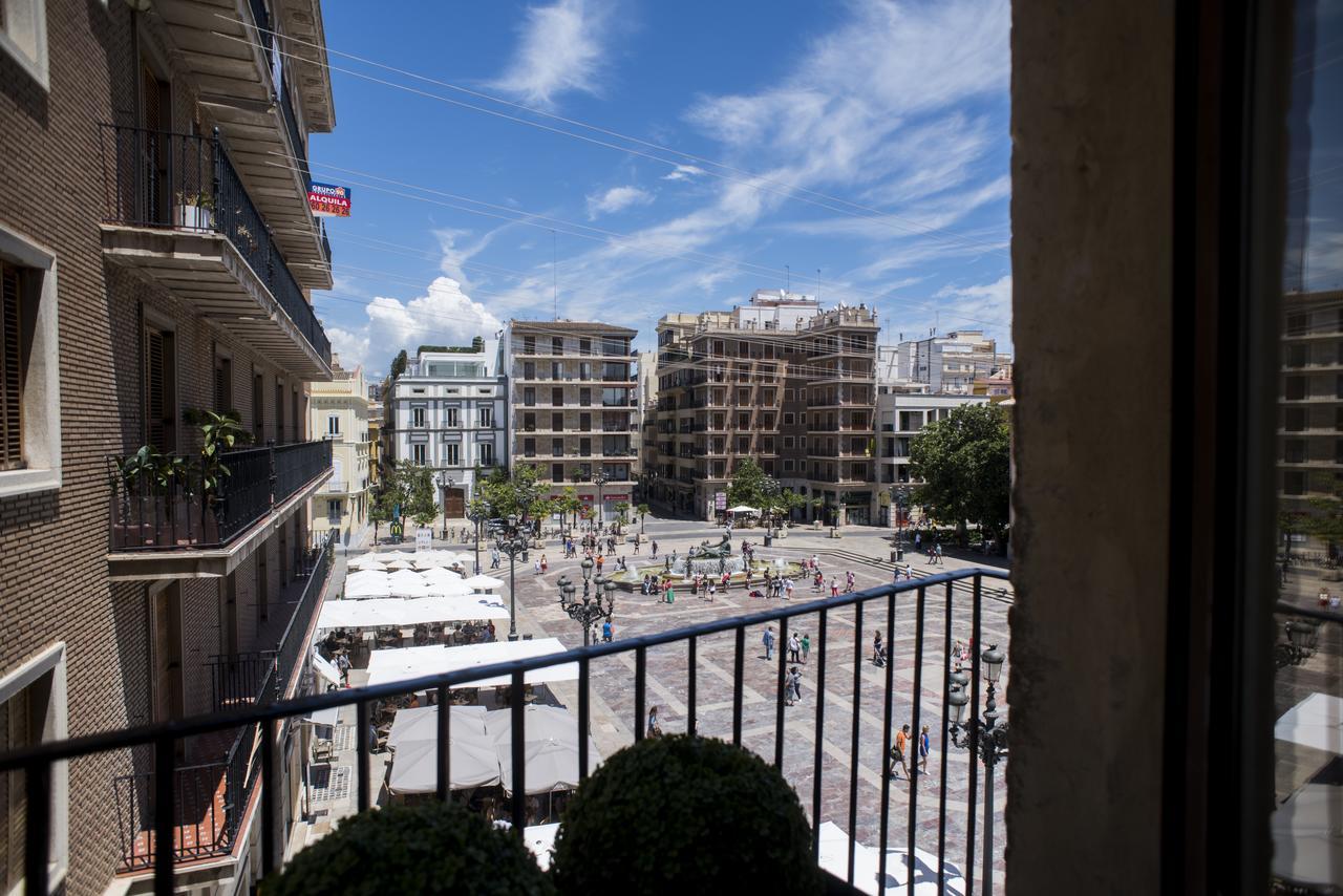 Plaza De La Virgen Appartement Valencia Buitenkant foto